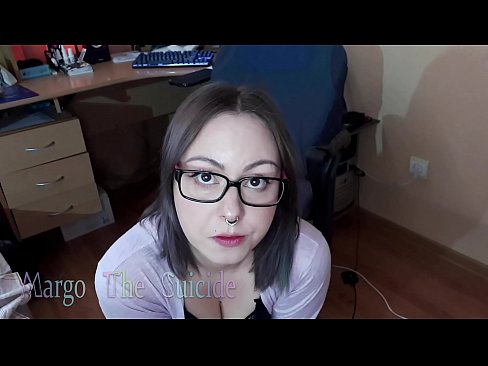 ❤️ Sexig tjej med glasögon suger Dildo djupt på kamera ❤️❌ Porno vk at sv.tukifporno.ru ️❤